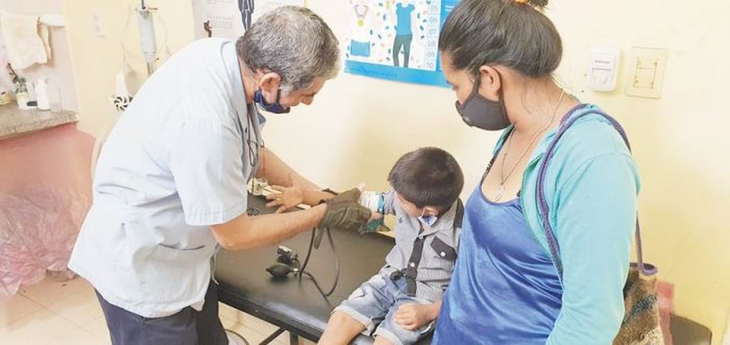 Seguimiento de salud a vecinos de zonas rurales en el interior