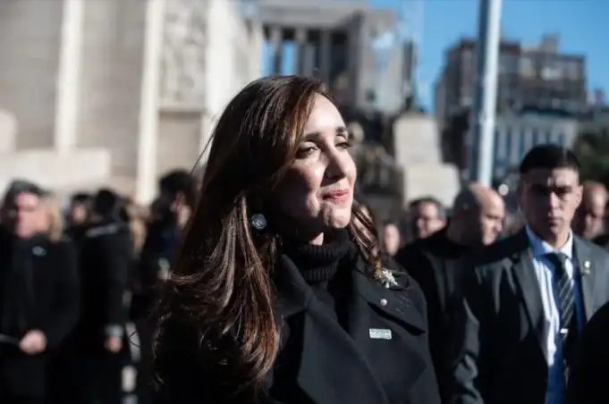 Milei le negó el saludo al llegar y reavivó un conflicto con Villarruel.