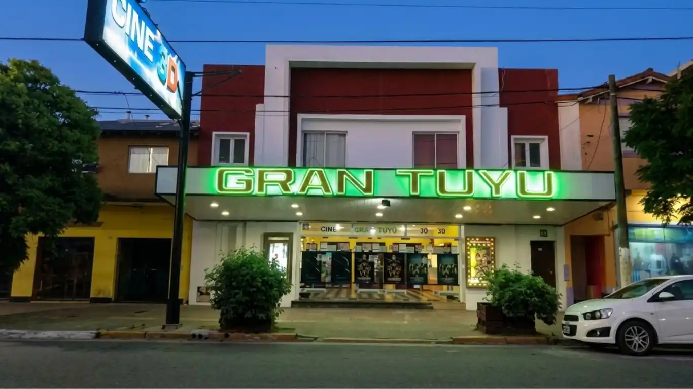"Es muy triste, pero es la realidad": fuerte repercusión tras el cierre del histórico Cine Gran Tuyú en San Clemente