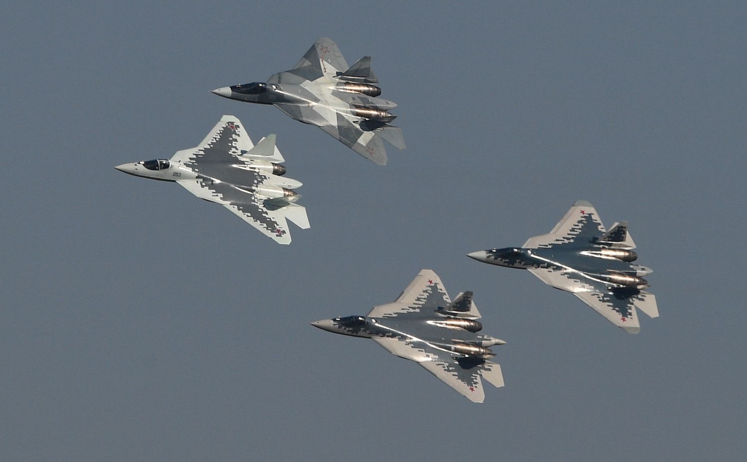 Rusia ya ofrece el Su-57 para exportación