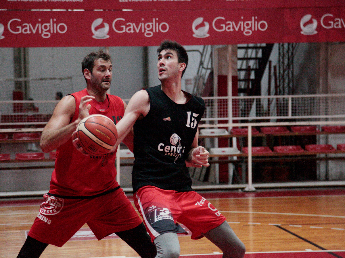 San Isidro entrena y piensa en Echagüe