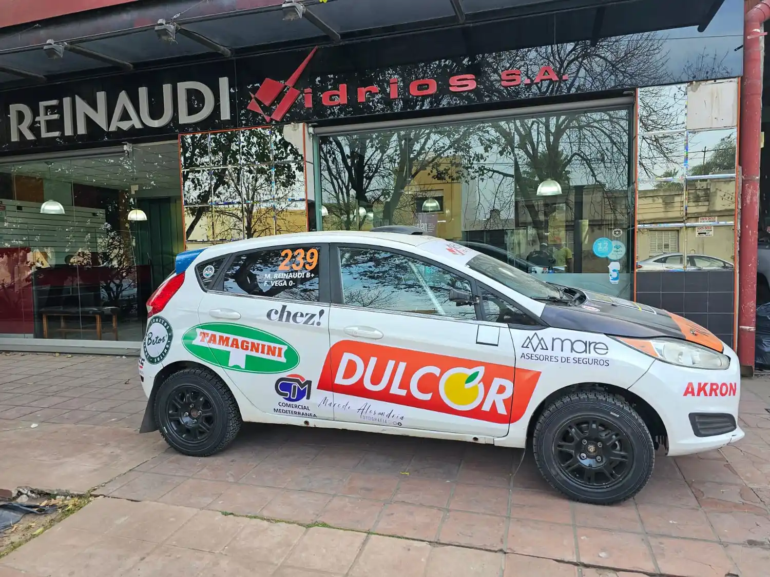 Los Vega, una marca registrada en el rally