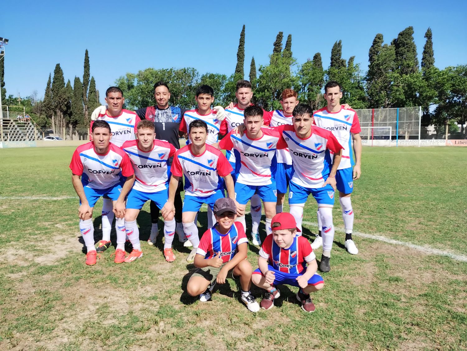 El Tricolor goleó y es único líder. Foto: Fabián Gallego