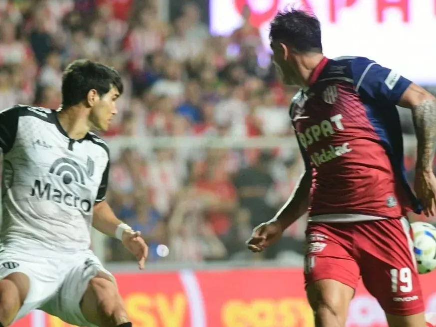 Gran victoria del Tatengue 4 a 0 en Santa Fe.