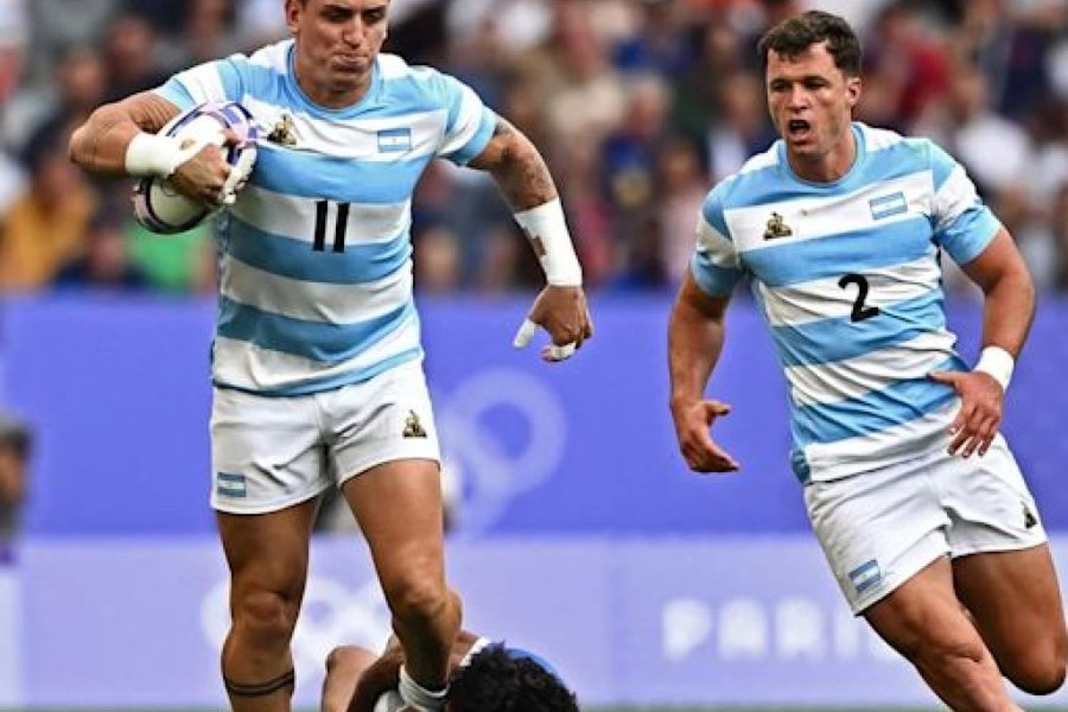 Los Pumas 7's ganaron sus dos encuentros y clasificaron a cuartos