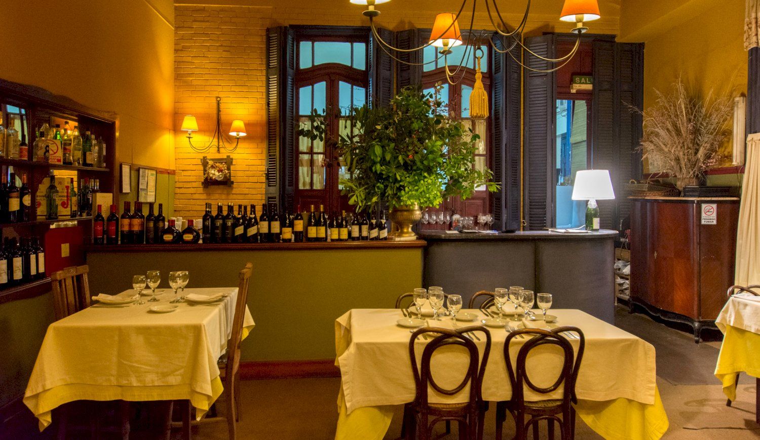 Tandil: El municipio admitió “acuerdo tácito” para que gastronómicos atiendan en el interior durante el día