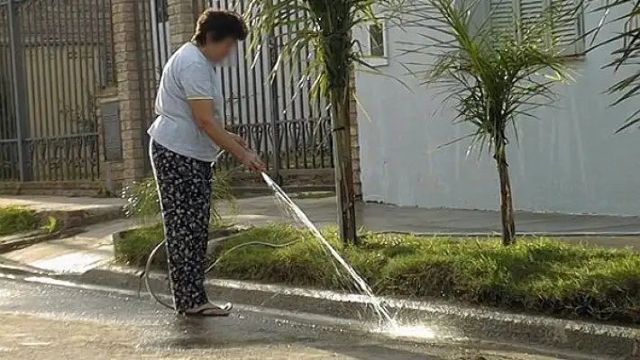 Labraron las primeras 37 actas de infracción por derroche de agua