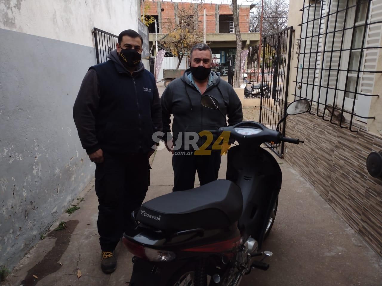El Moto Club Venado Tuerto entregó el premio