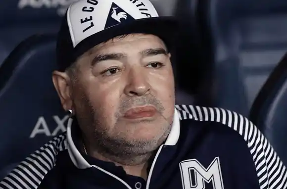 Revelaron detalles de la autopsia de Diego Maradona: "Padecía un cuadro avanzado de cirrosis"