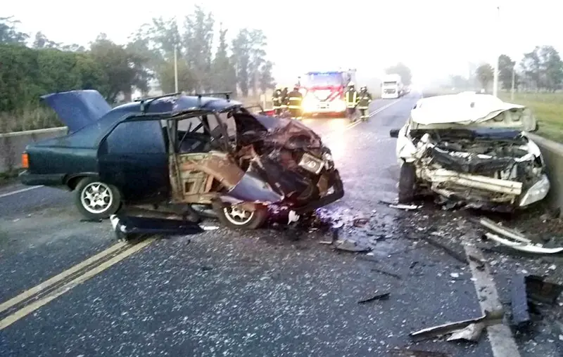 Sigue internado el conductor que sufrió las graves lesiones
