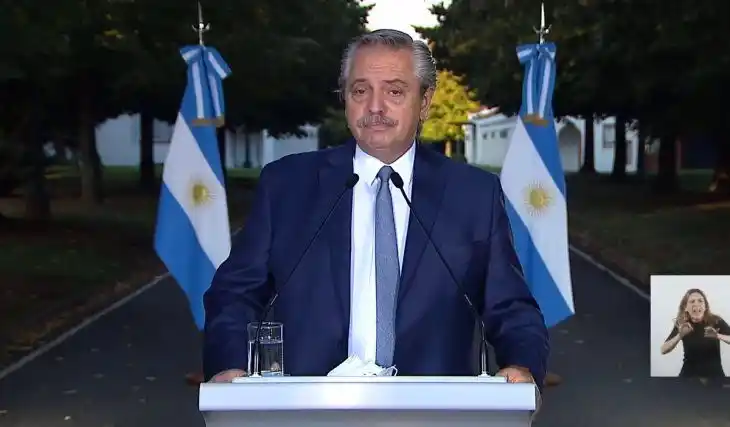 Fernández sostuvo que no le importa las elecciones y cuestionó a la oposición