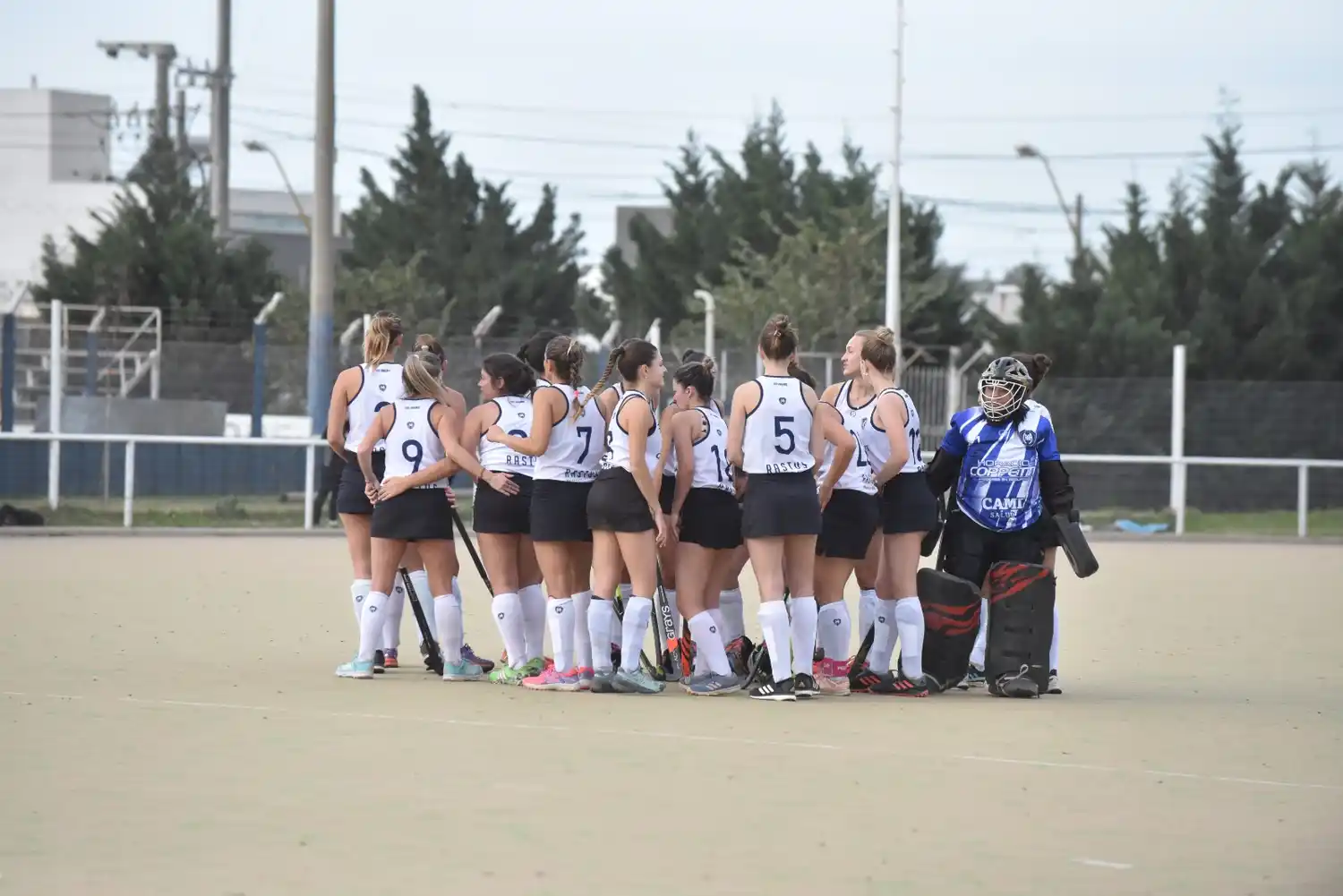 Las “pingüinas” festejaron ante su gente