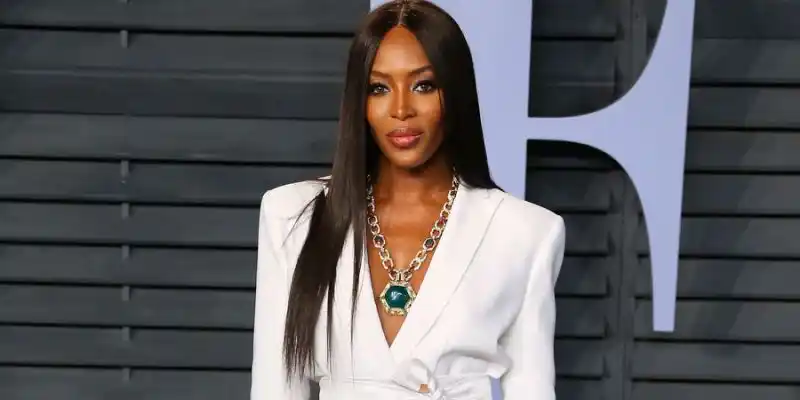Ex demanda a Naomi Campbell por mala paga