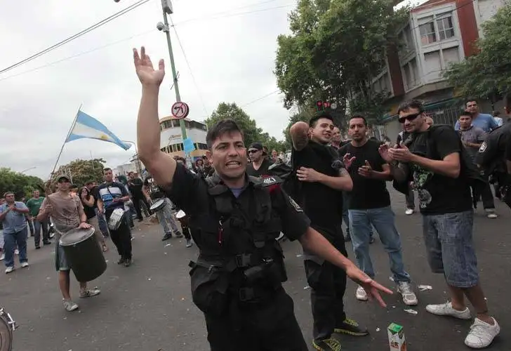 Se mantienen las protestas policiales en varios puntos del país
