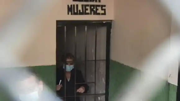 «Si me matan, pido por la seguridad de mis hijos»:  Jeanine Áñez denuncia abusos desde la cárcel +(Carta)