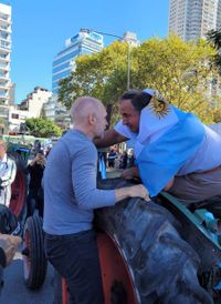 Rodríguez Larreta participó de la marcha del campo y dijo: “Cuando el campo crece, crece la Argentina”