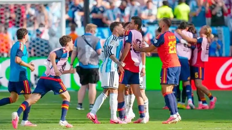 Duras sanciones de la FIFA a la Selección argentina: castigo económico y deportivo para algunos jugadores