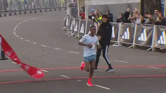 Ganó el etíope Denekew y Urrutia fue la mejor argentina