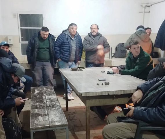 Medida de fuerza en Parques y Paseos por la situación de dos trabajadores