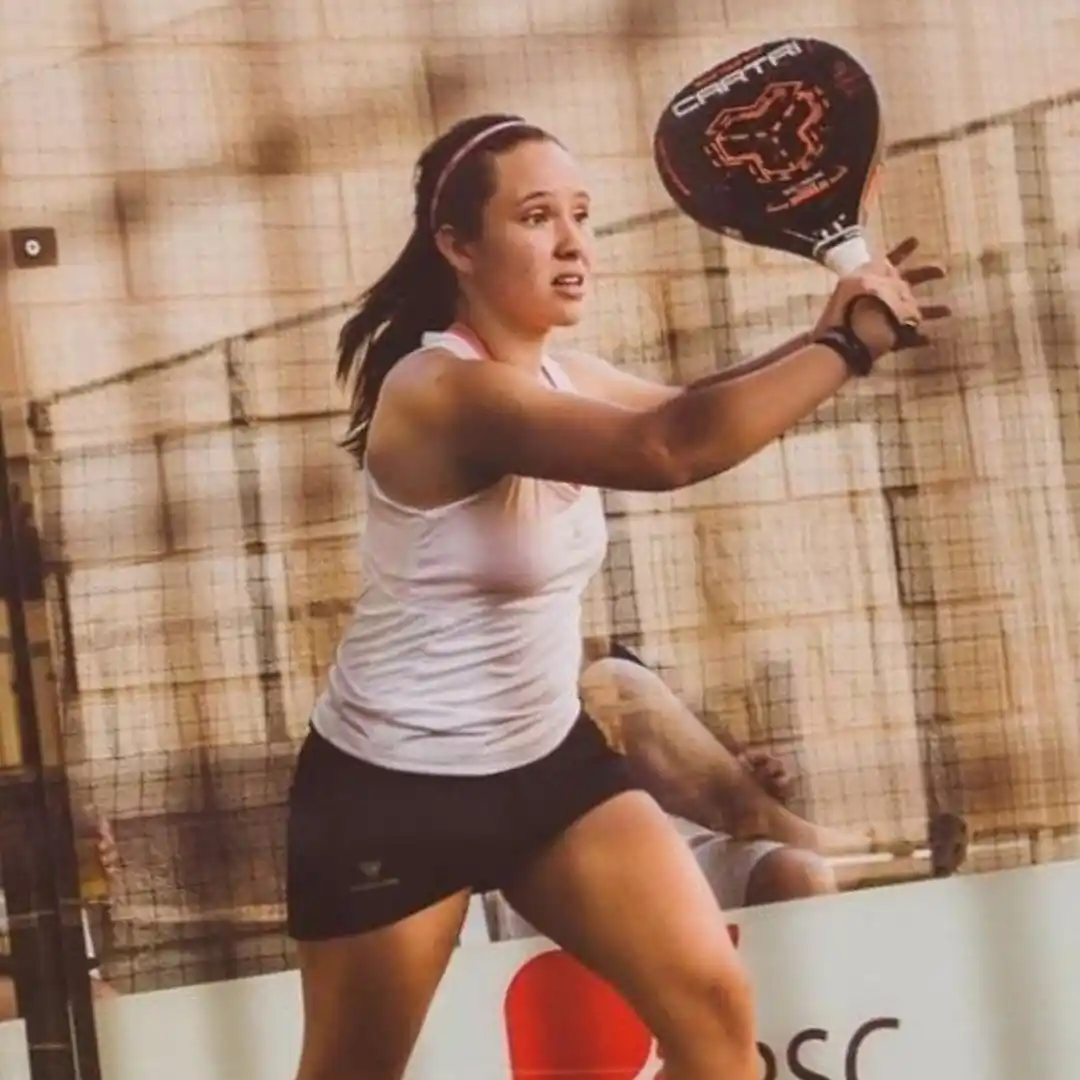 Una victoriense entre las filas de la selección campeona mundial de pádel
