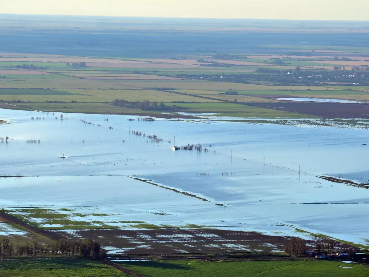 Harán una obra en la cuenca del Río Carcarañá, en el tramo que incluye San Francisco, para evitar inundaciones