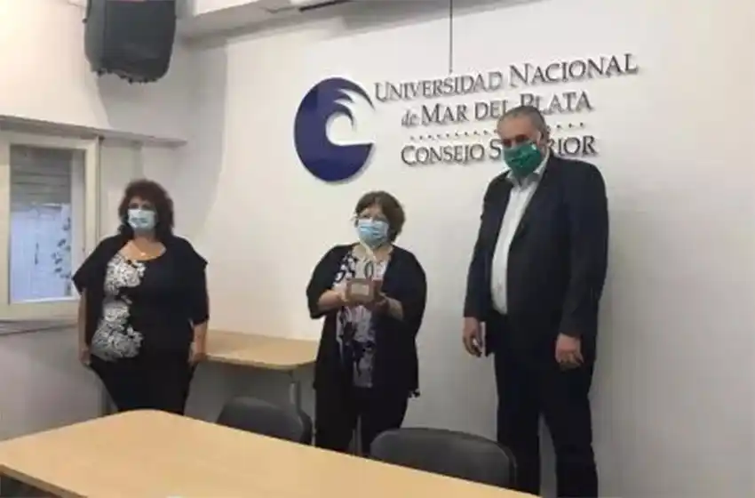 La UNMDP distinguió al Sistema Municipal de Salud