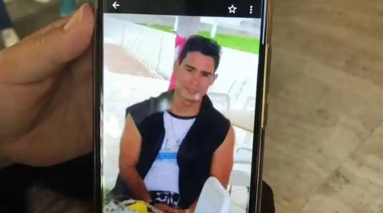 Dentro de su casa un Hombre fue torturado hasta morir por delincuentes de El Cementerio