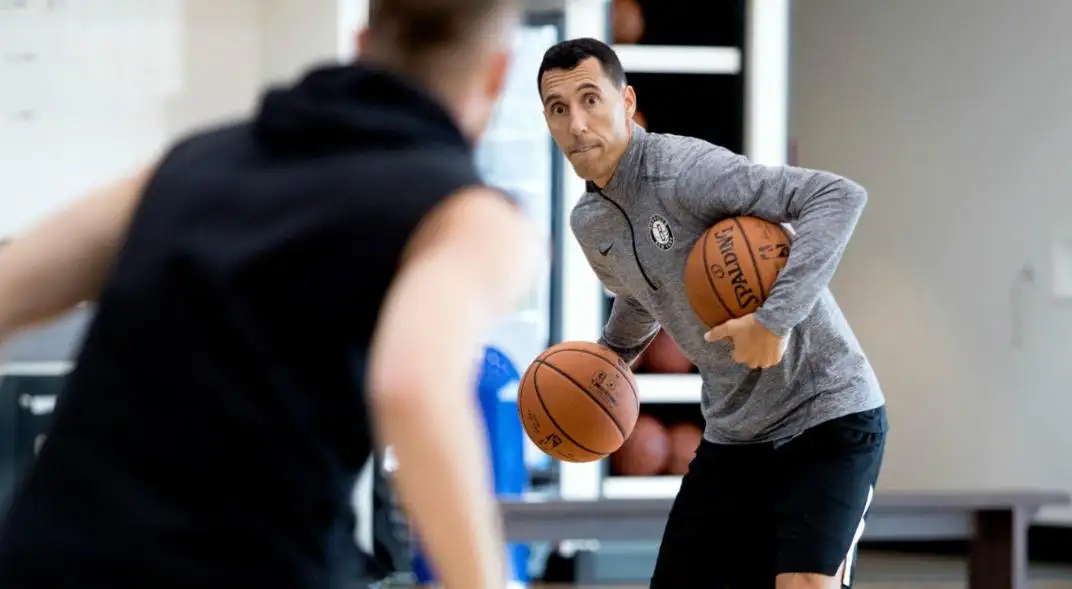 Prigioni debutó como  entrenador de Minnesota
