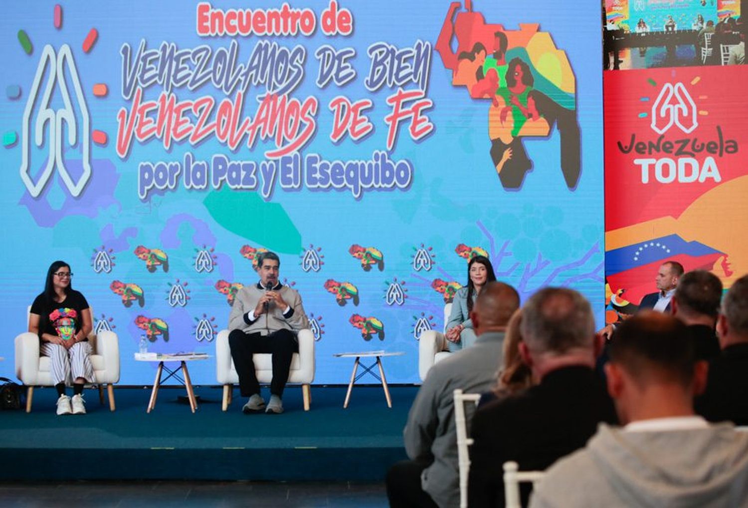 Nicolás Maduro LLAMA A LA UNIDAD NACIONAL por la defensa del Esequibo