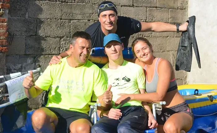 Primer premio en un triatlón “virtual” para la familia Bardín