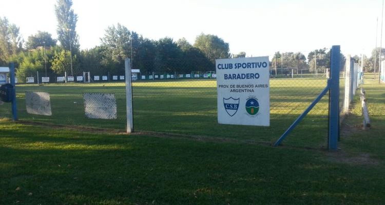 Piñas en el inicio del Apertura de la LDI
