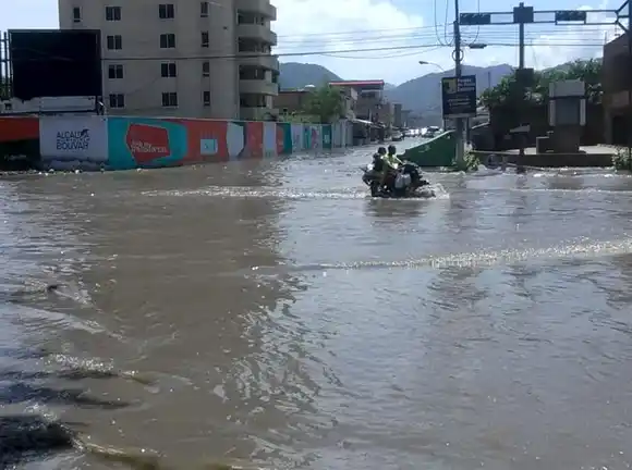 ¡DESPUÉS DEL REGAÑO DE MADURO! Fiscalía anuncia investigación penal contra gobernador de Anzoátegui