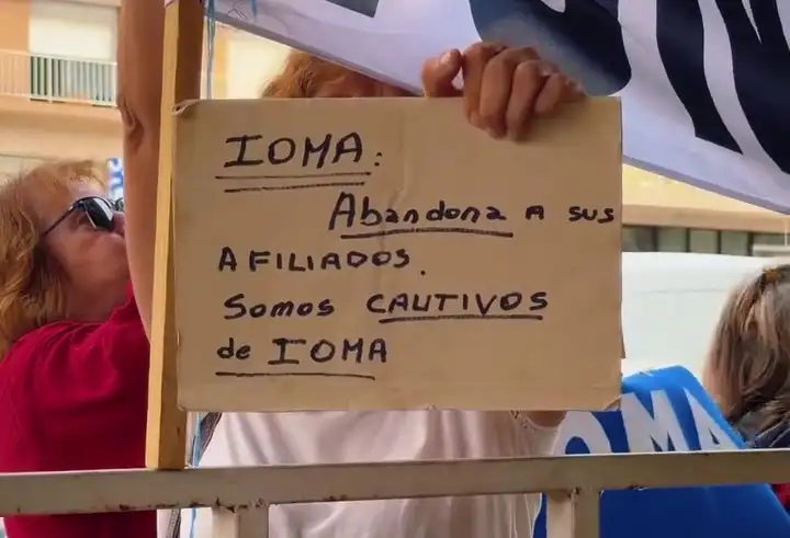 Los reclamos son constantes por parte de los afiliados, que no encuentran respuestas de las autoridades.