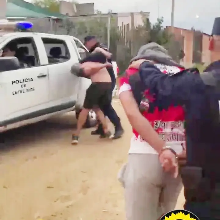 Conflicto entre familias terminó con allanamientos y cuatro detenidos en Barrio Los Pájaros
