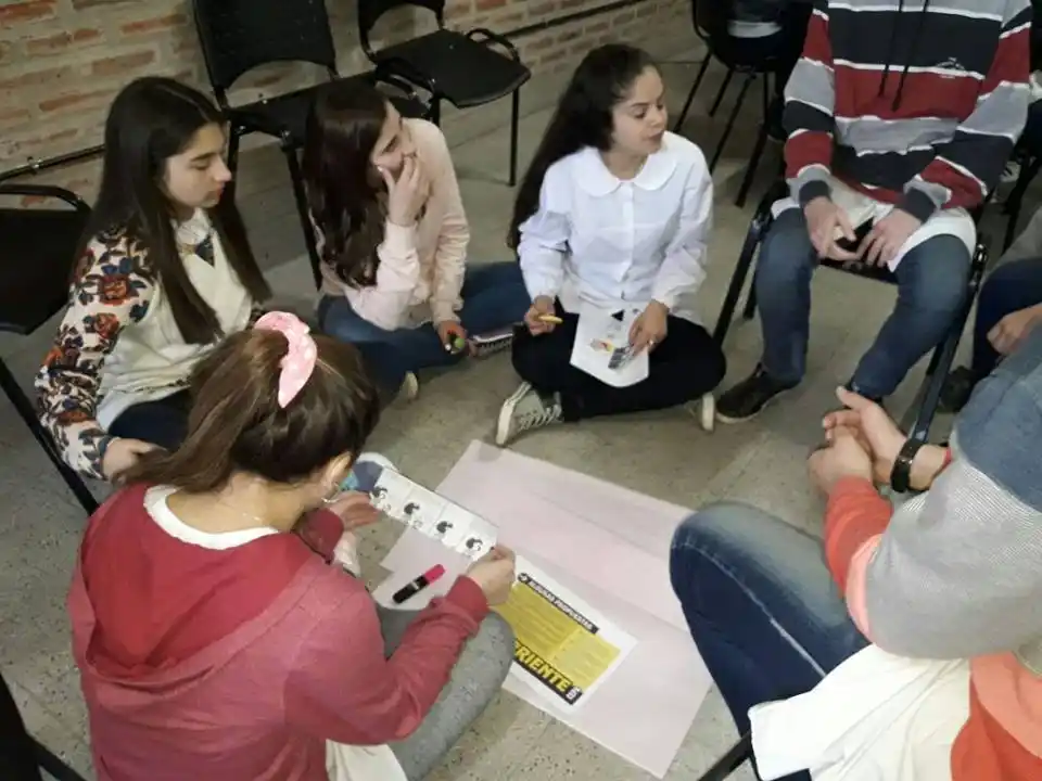 LOBERIA: Actividades por el Día Nacional de la Juventud