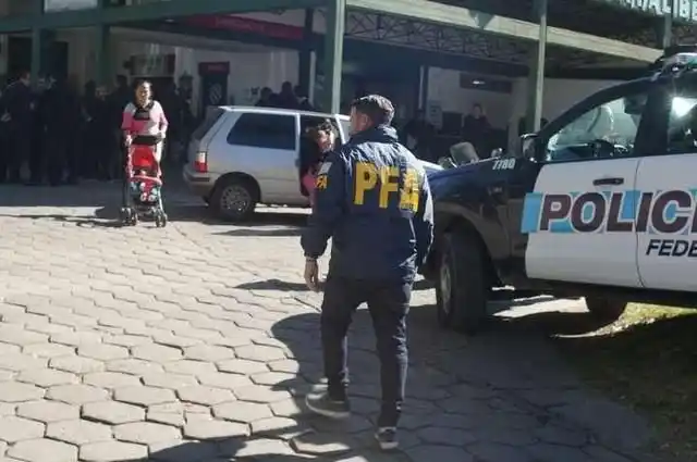 Duelo nacional por un policía asesinado por narcos