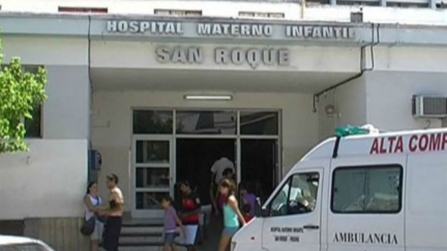 Llevaron a Paraná a la madre del bebé que encontraron en la basura