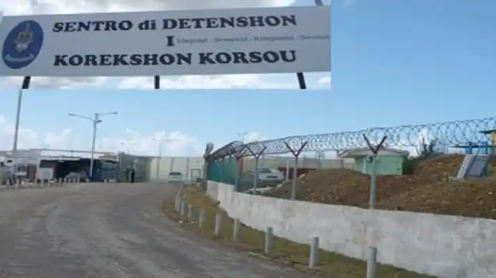 EN HUELGA DE HAMBRE 33 migrantes venezolanos presos en Curazao (+Detalles)