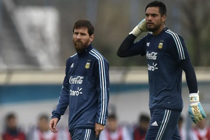 Chiquito Romero se lesionó la rodilla y quedó descartado para el Mundial
