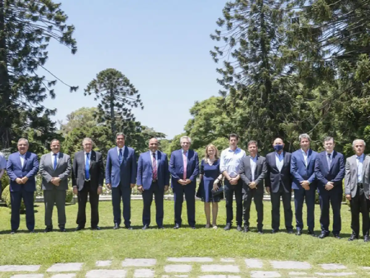 Tope para alícuotas, autonomía y facultades tributarias, los ejes del nuevo consenso fiscal