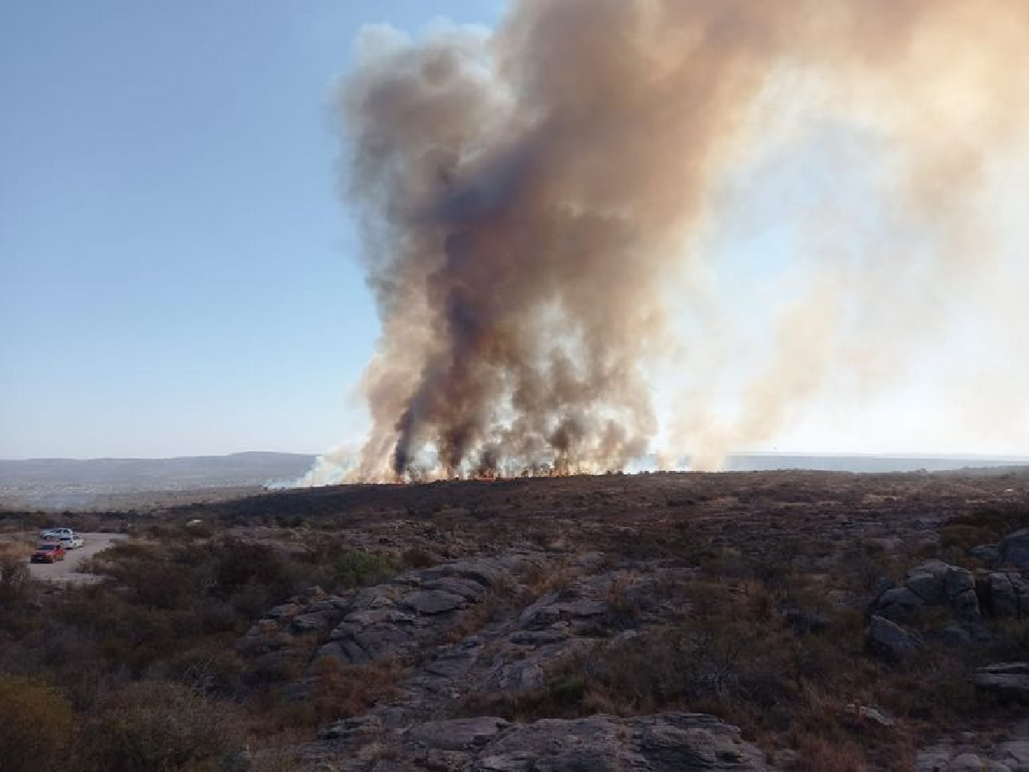 Se reactivó el incendio que habían contenido en Traslasierra