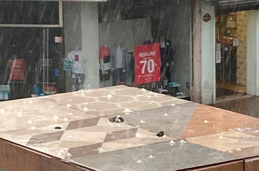 Caída de granizo sorprendió a los marplatenses en la mañana