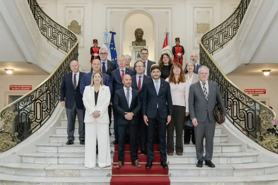 Pullaro recibió a una delegación de embajadores europeos