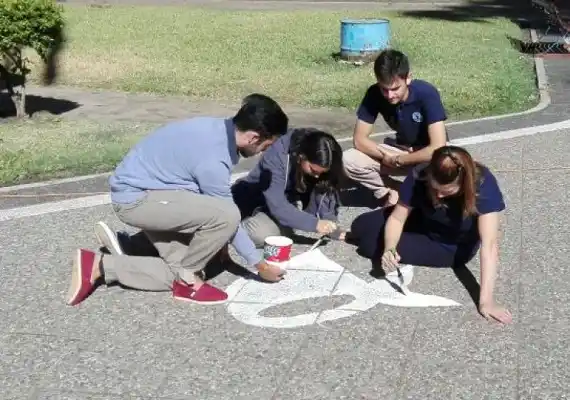 Se hará una pintada de pañuelos blancos en Plaza San Martín