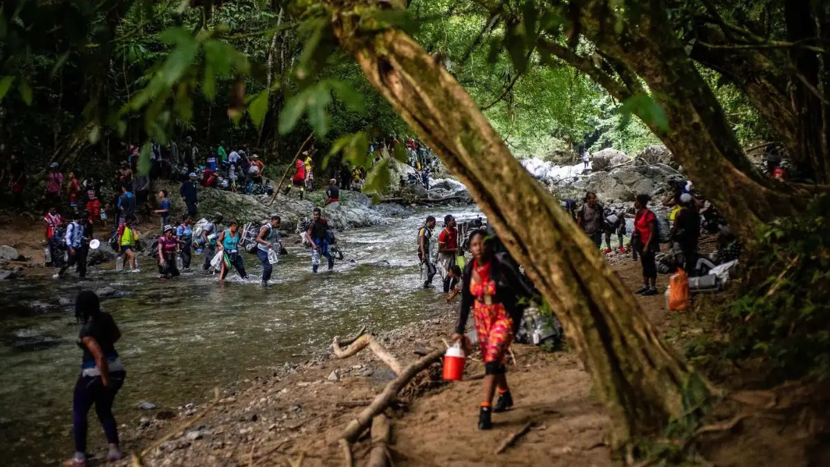 ¡NO SE VENGAN!: la advertencia de un venezolano desde el infierno de Darién