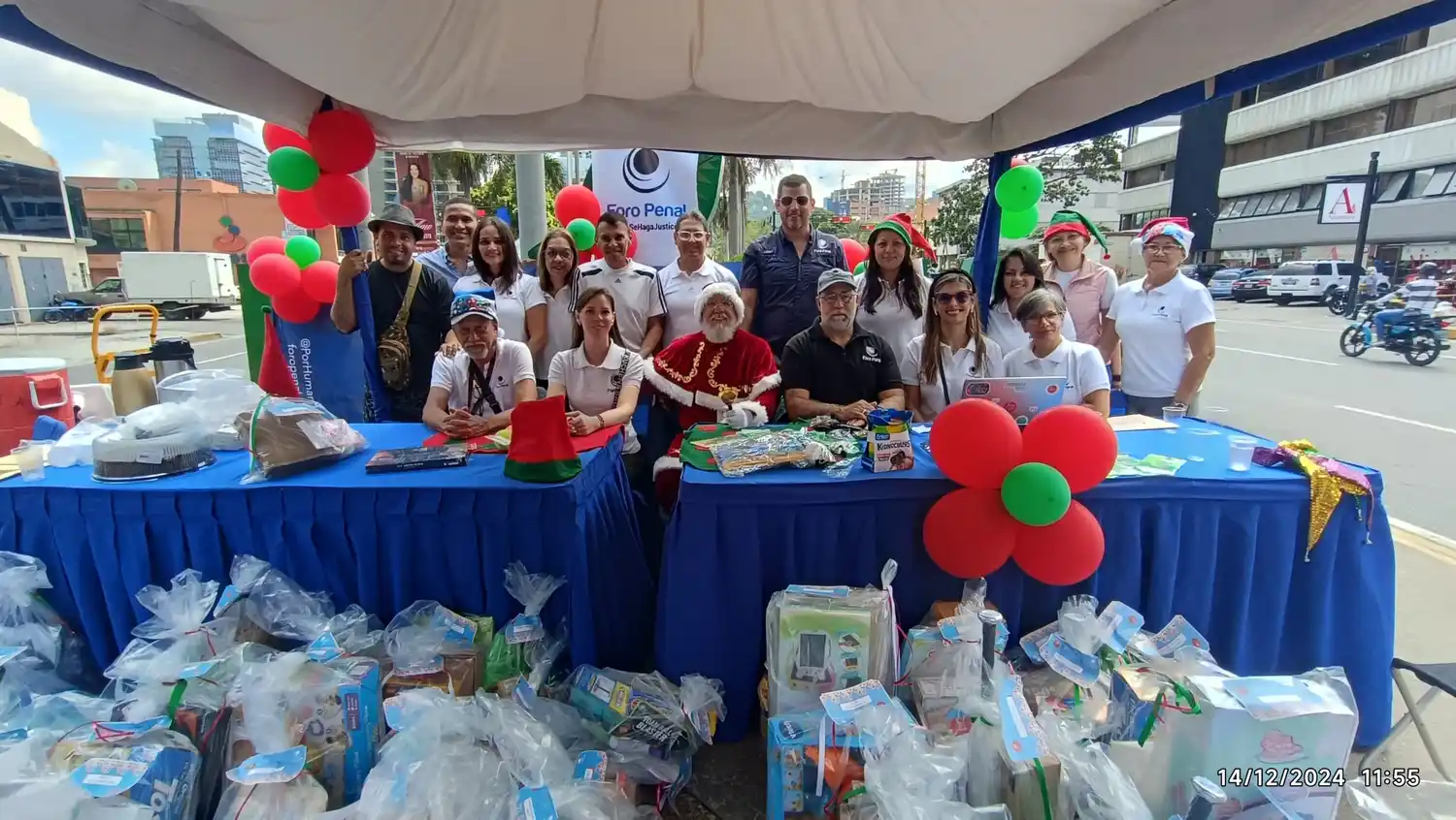 Jornada «Regala Sonrisas en Navidad» de Foro Penal entregó obsequios a 561 niños