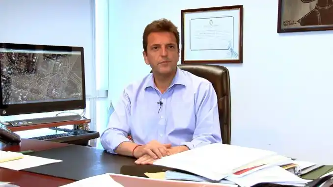 Massa le respondió a Baradel y continúa la puja con los docentes