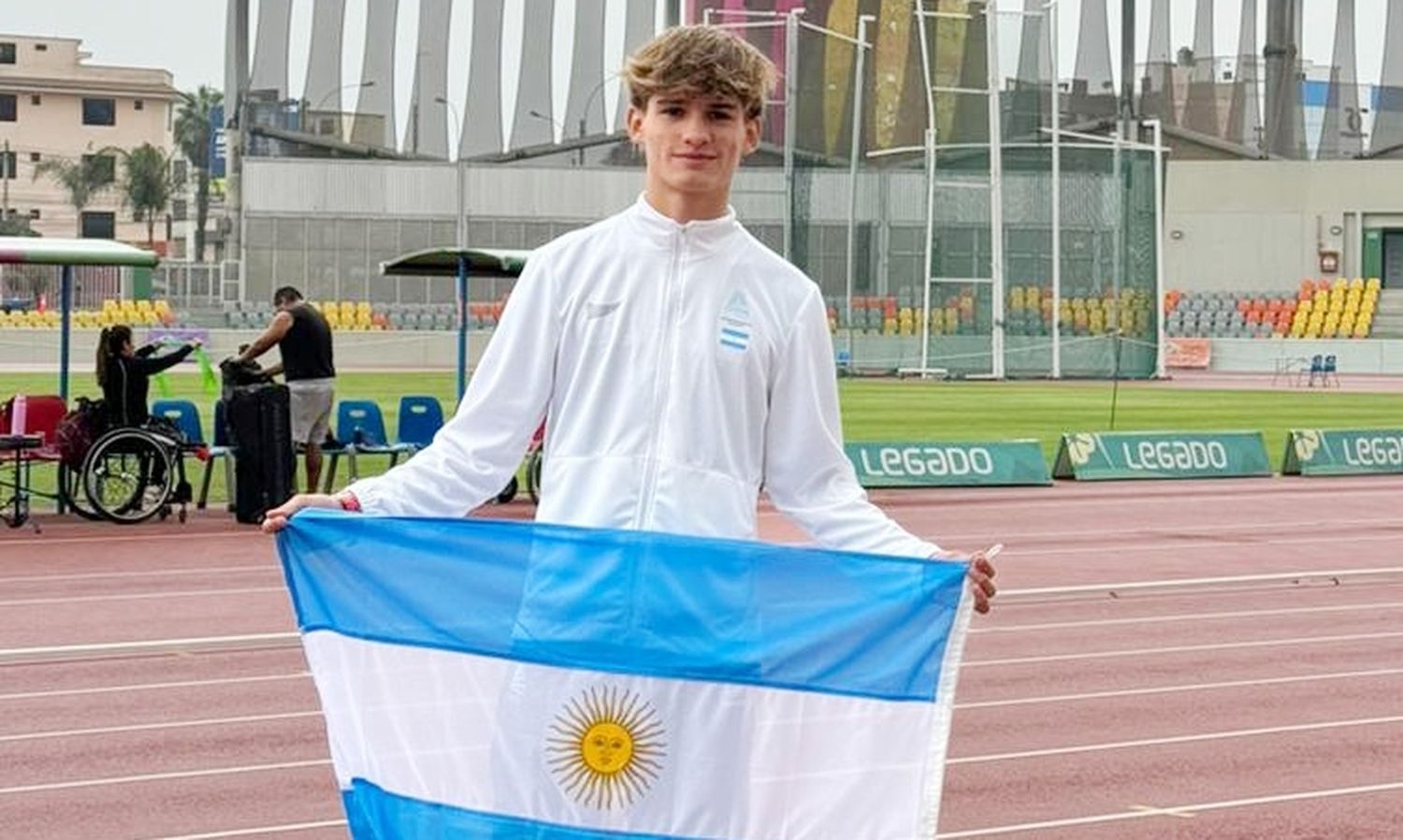 Gadiel Vallejos compite en el Sudamericano de Perú