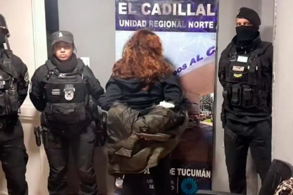 Según testigos, la madre gritaba "Los mataré porque son Lucifer".