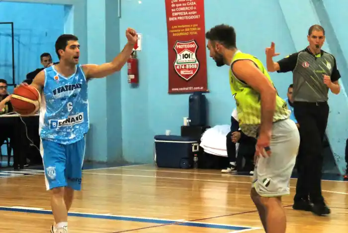 Unión no pudo ganar en casa. 